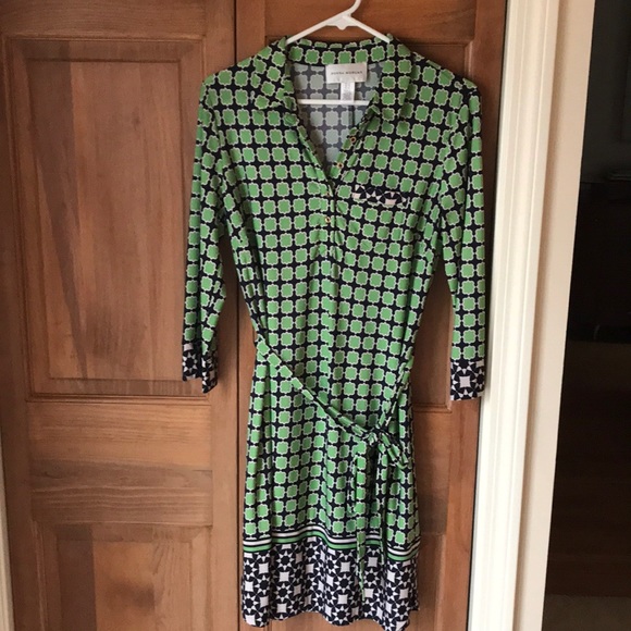 Donna Morgan Dresses & Skirts - Donna Morgan pattern dress